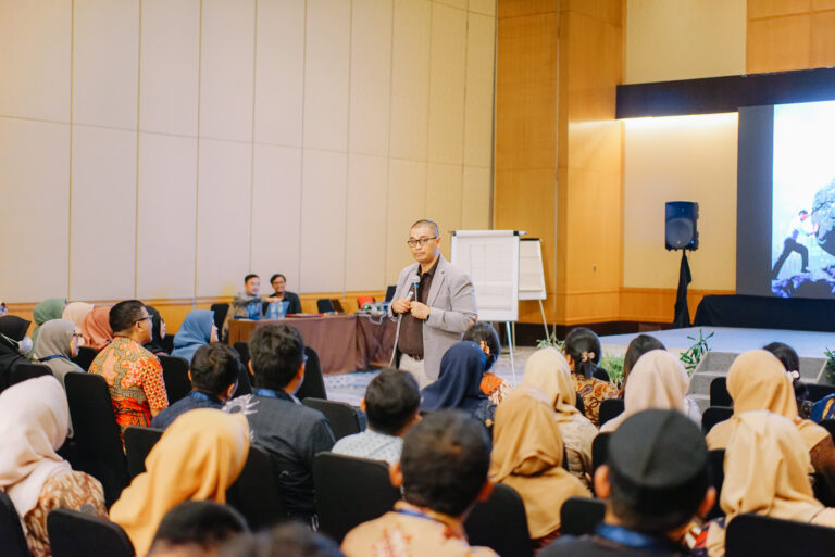 Investasi Cerdas Organisasi: Melejitkan Performa melalui Pelatihan Pengembangan SDM Ber-Sertifikasi