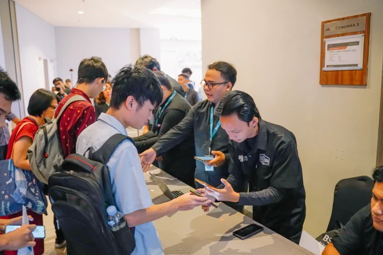 Pengadaan Resmi: Layanan Chess Set Turnamen Provided
